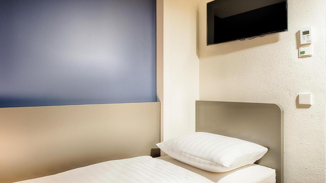 ไอบิส มึนเช่น การ์ชิง Hotel การ์คิงไบมึนเคน ภายนอก รูปภาพ